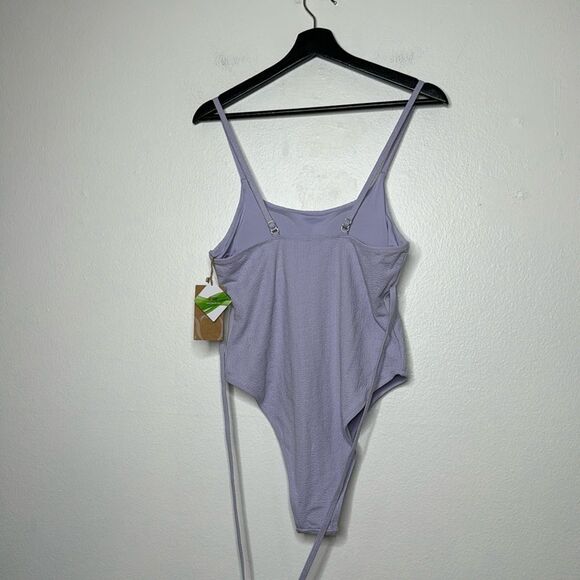 BERLOOK Textured Tie One-Piece Swimsuit Size Large - Picture 9 of 10